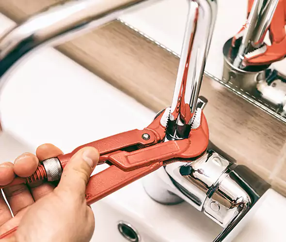 Expert Leak Repair Plumber in Kokomo, IN