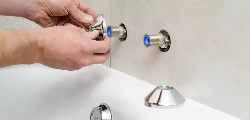 Bathtub Faucet Diverter Replacement in Kokomo